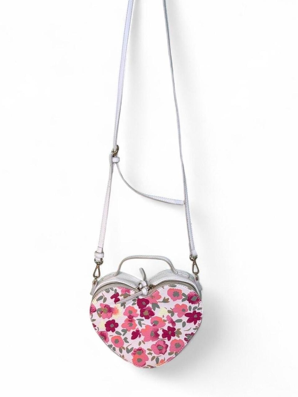 LC Lauren Conrad Floral Heart Crossbody Bag in Pink